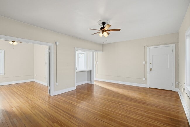 Building Photo - Kenilworth Court