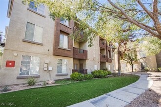 Building Photo - 4400 S Jones Blvd