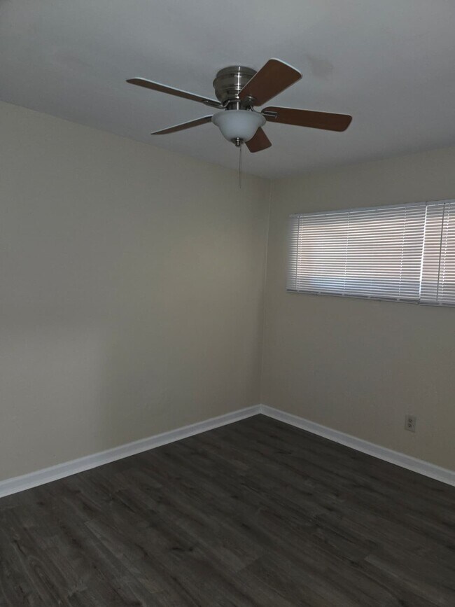 Building Photo - 8083 Anza Dr