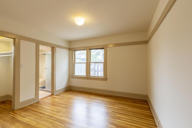 Building Photo - 1020 Sutter St