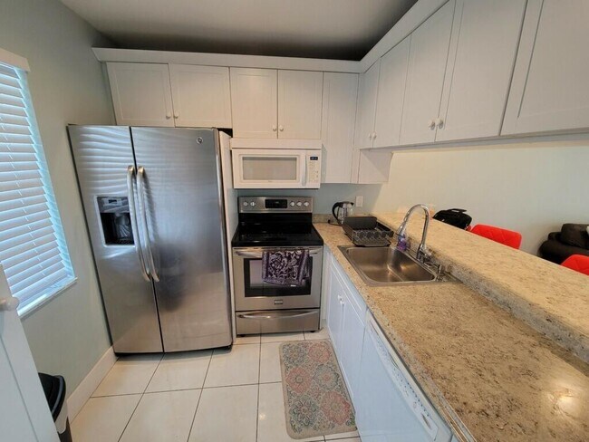 Foto del edificio - 875 NW 13th St