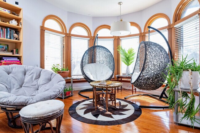 Foto del edificio - 152 Central Ave