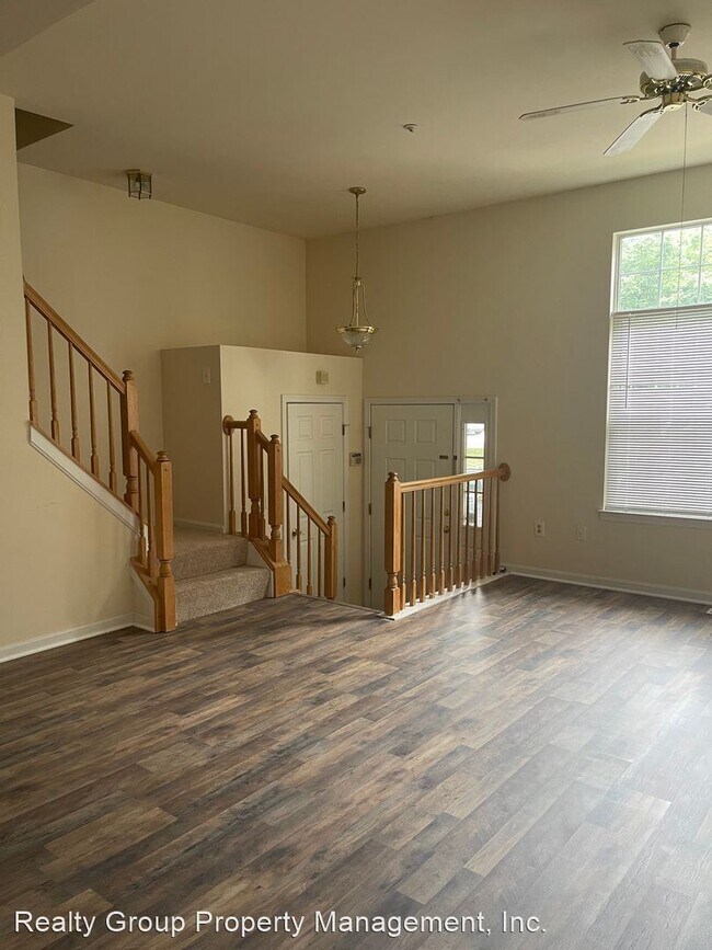 Foto del edificio - 3 br, 3.5 bath House - 14137 FURLONG WAY