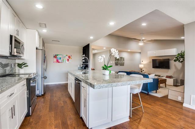 Building Photo - 3045 Kinkaid Dr