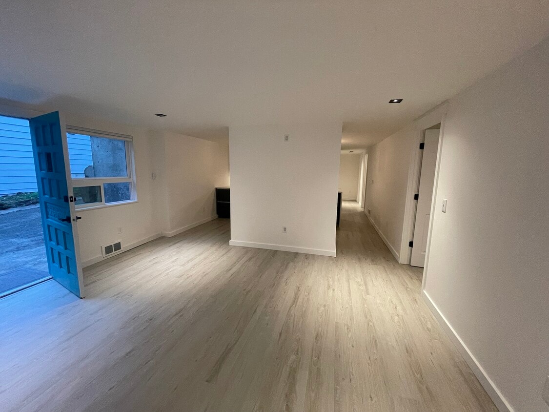 428 Ramsdell St Unit 428B, Fircrest, WA 98466 Apartments in Fircrest, WA