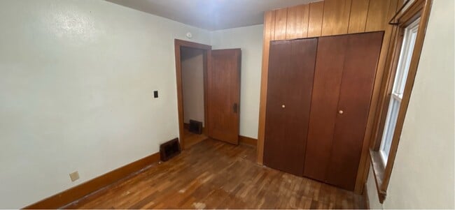 Foto del edificio - 138 S Francis Ave