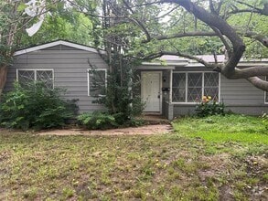 Building Photo - 128 Vandenburg Dr