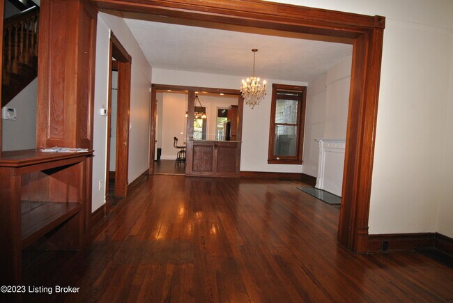 Foto del edificio - 1328 Highland Ave