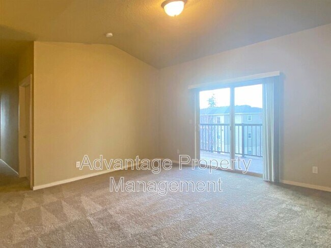 Building Photo - 515 N Catron Pl