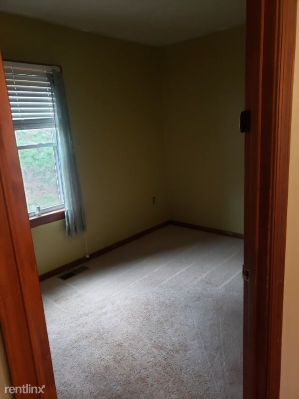 Foto del edificio - 3 br, 1.5 bath Townhome - 452 woodpost drive