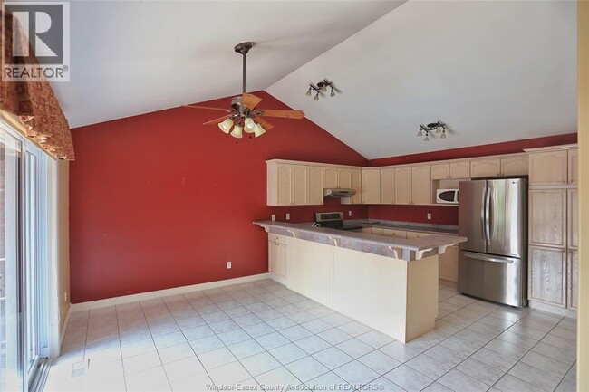 Photo du bâtiment - 1405 Lisgar Dr