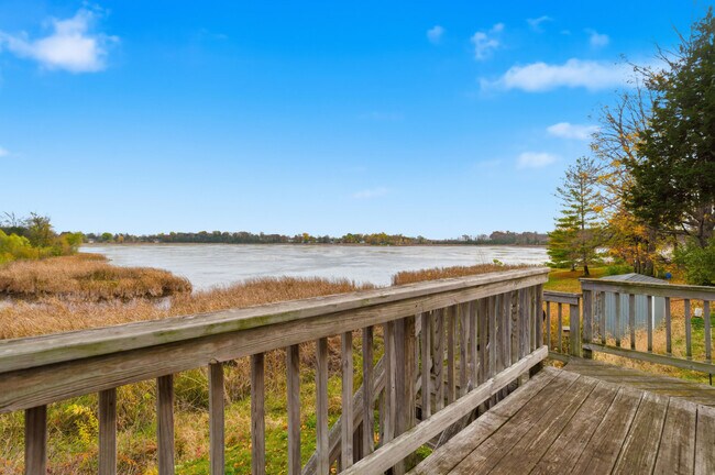 Foto del edificio - W6705 N Lakeshore Cir