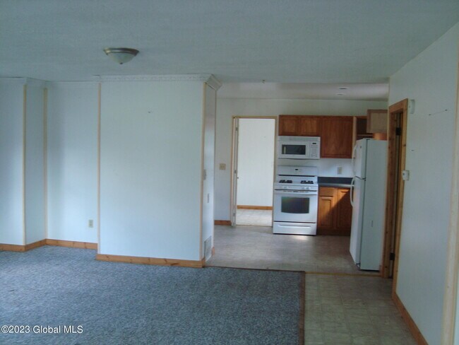 Building Photo - 3152 N Thompson St