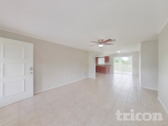 Building Photo - 2303 Silver Hill Ct