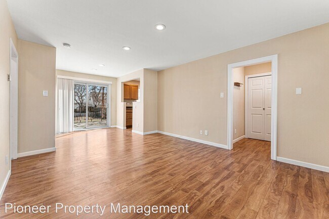 Building Photo - 2 br, 1 bath House - 4810 Shoshone St