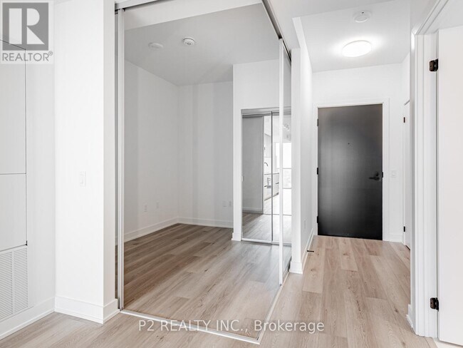 Photo du bâtiment - 117 Broadway Ave