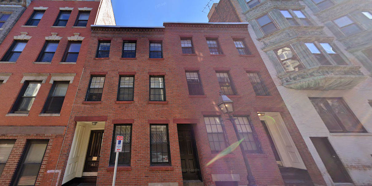 Building Photo - 61 Joy St