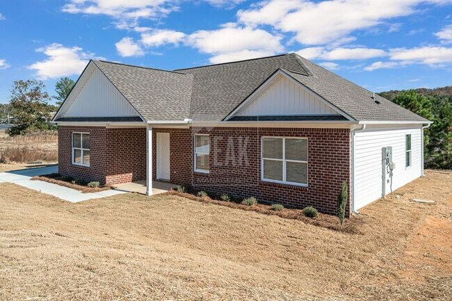 Foto del edificio - $1650! Beautiful 3Bed 2Bath in newly built Woodland Circle! Tour today
