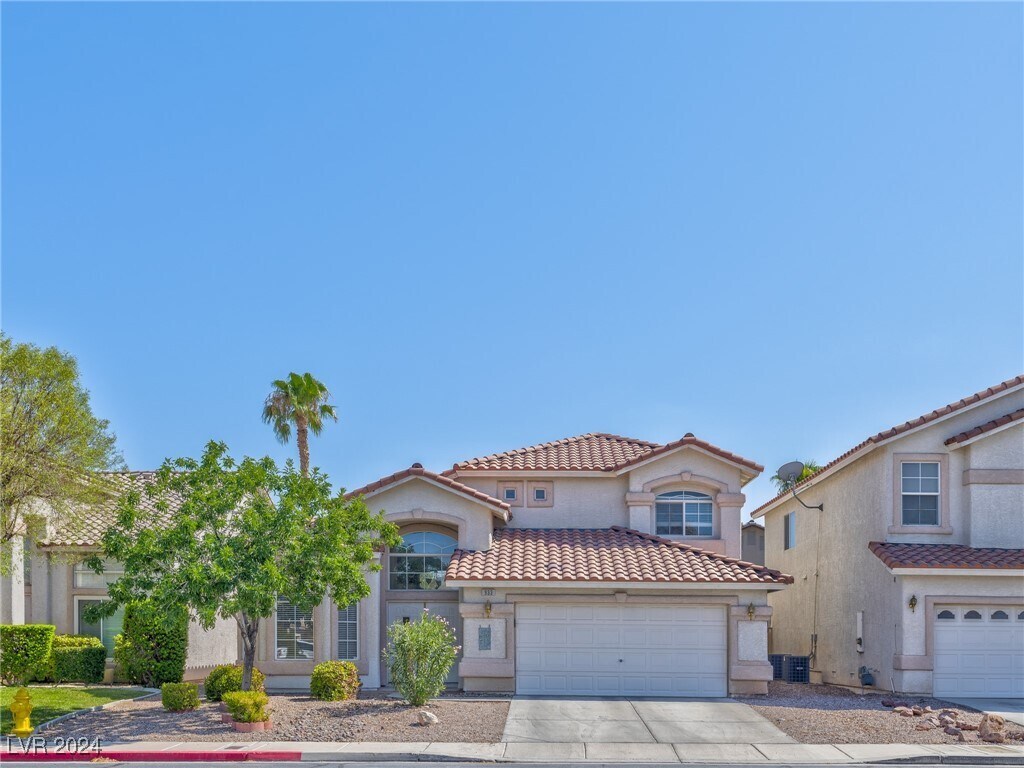 Foto principal - 933 E Scarlet Haze Ave