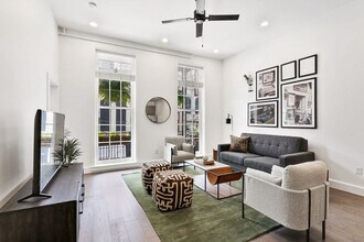 Building Photo - 127 Carondelet St