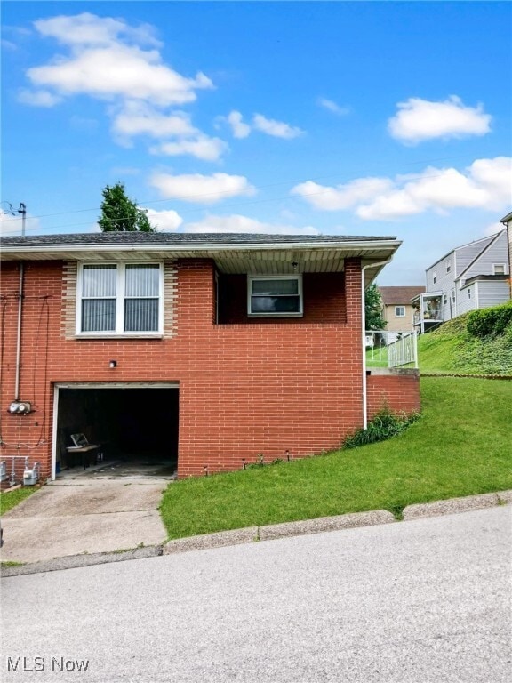 Building Photo - 98 Summers St