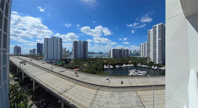 Building Photo - 19400 Turnberry Way