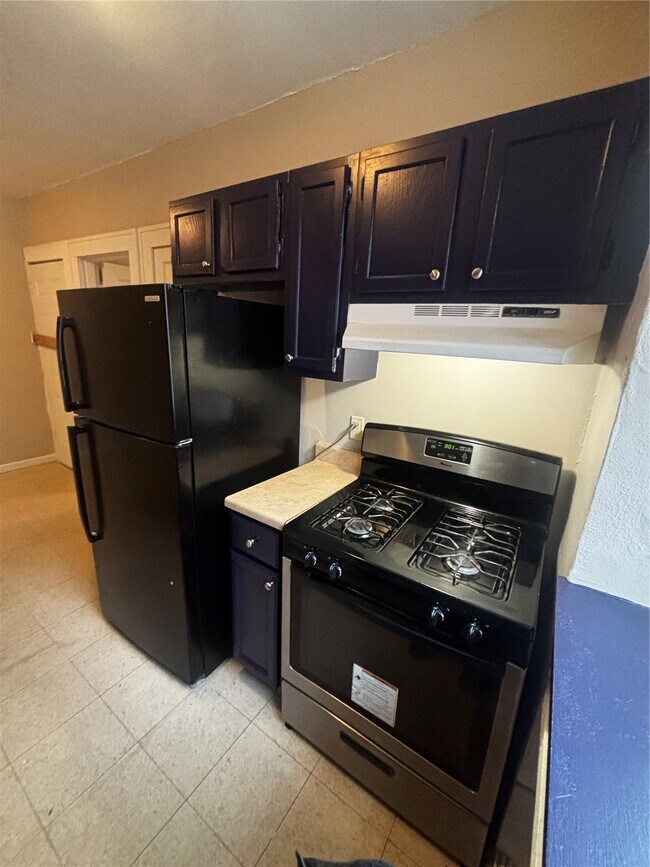 Foto del edificio - 5043 Alaska Ave