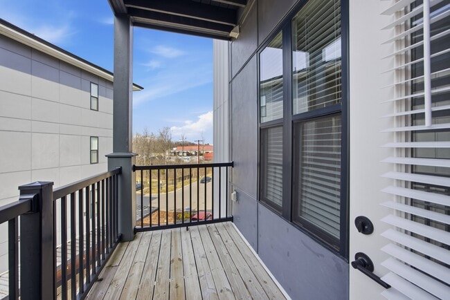 Building Photo - The Crockett