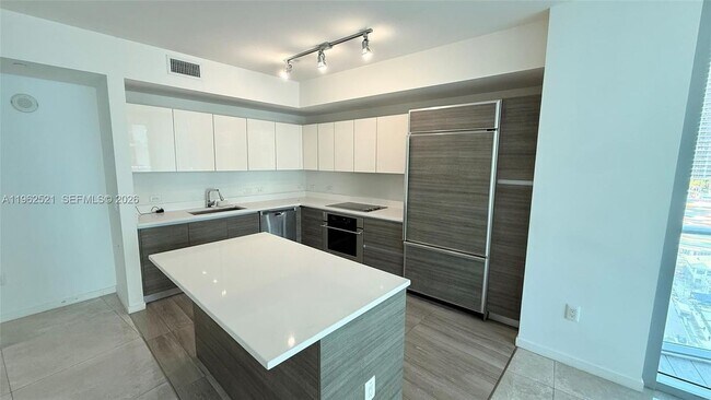 Foto del edificio - 1100 S Miami Ave