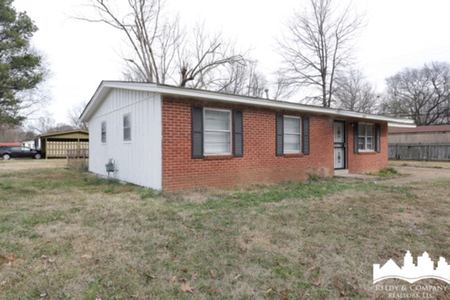 Building Photo - 2974 Croley Dr