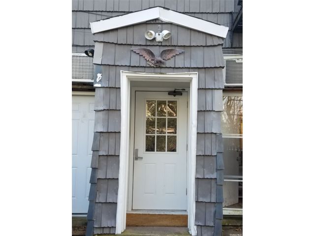 Primary Photo - 76 Summit Ave