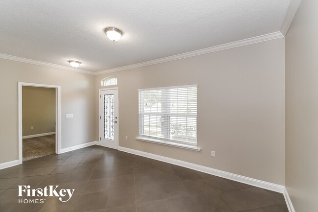 Building Photo - 2406 Caney Oaks Dr