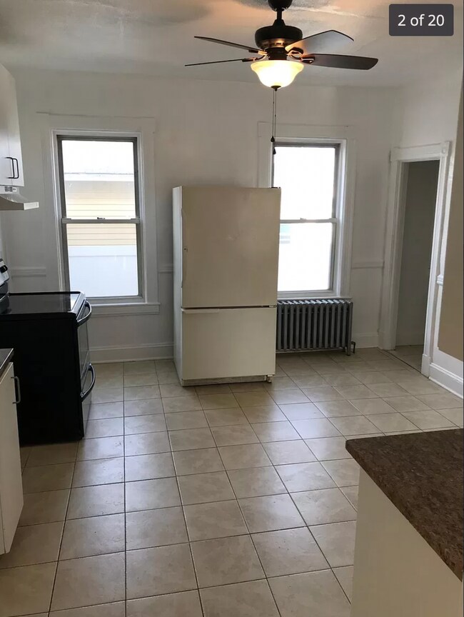 130 Clifton St Unit 2 first floor, Wallingford, CT 06492 Apartments