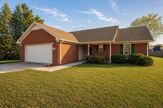 Building Photo - 290 Stone Hill Dr