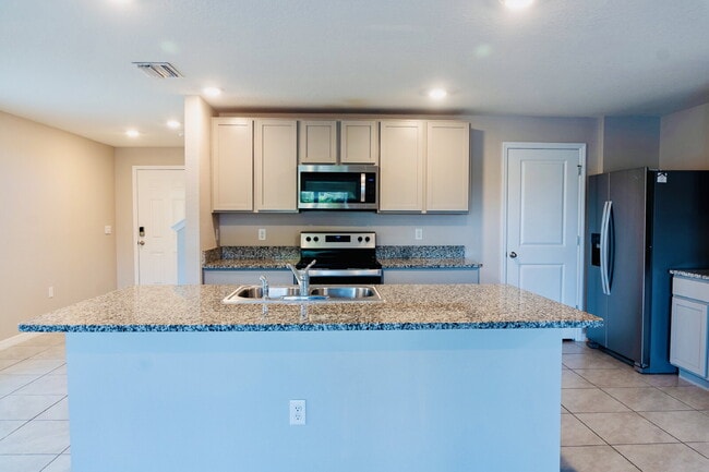 Building Photo - 11730 White Willow Ln