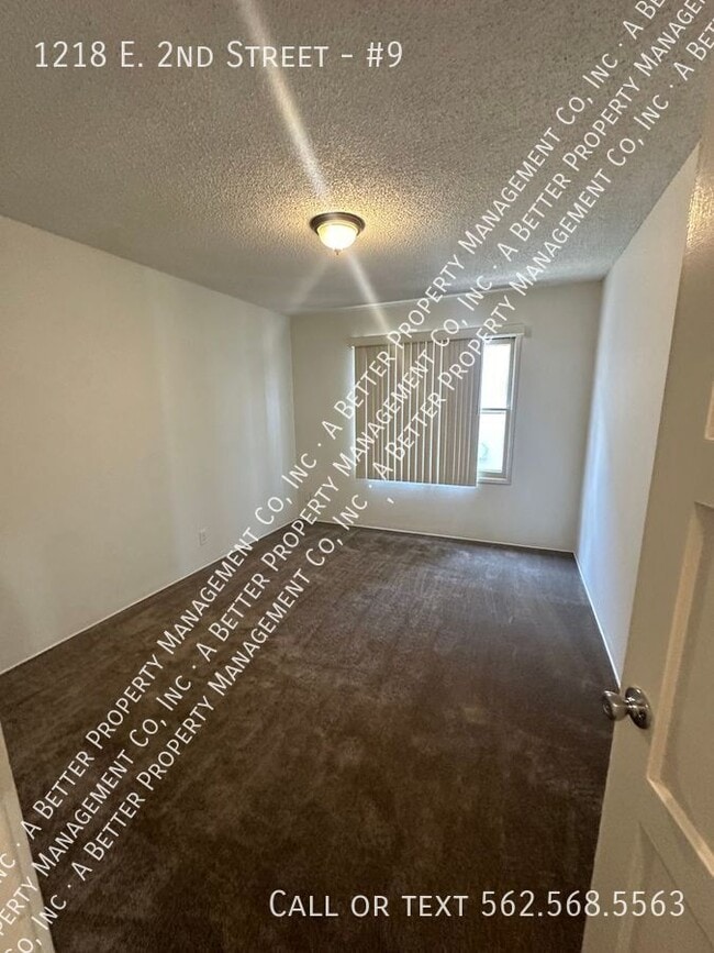 Building Photo - 1218 2nd St