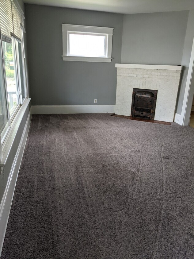 Living Room - 1944 W 73rd St
