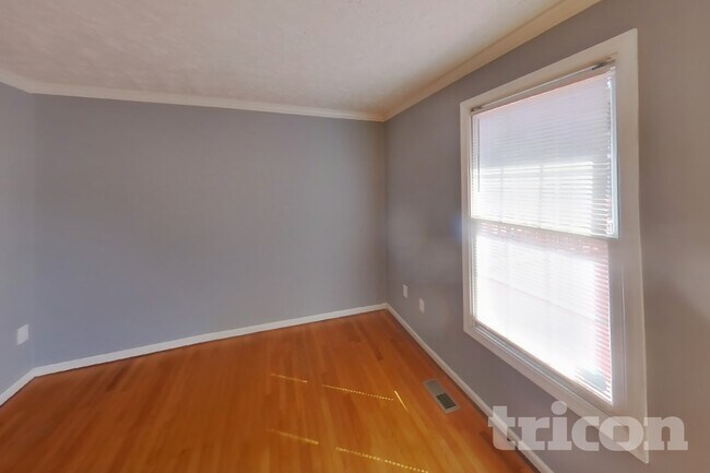 Foto del edificio - 8211 Berryfield Dr