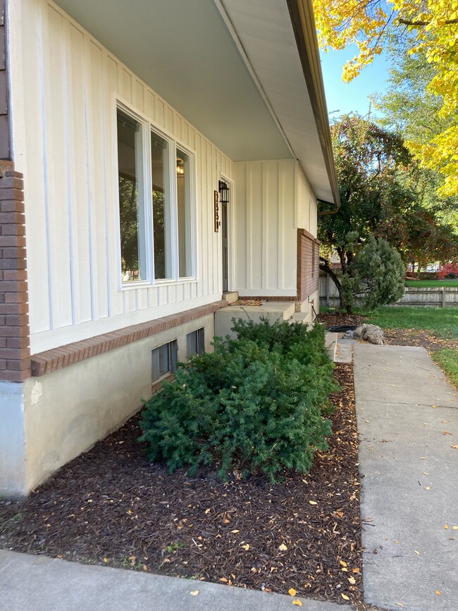 Building Photo - 2550 S 800 W