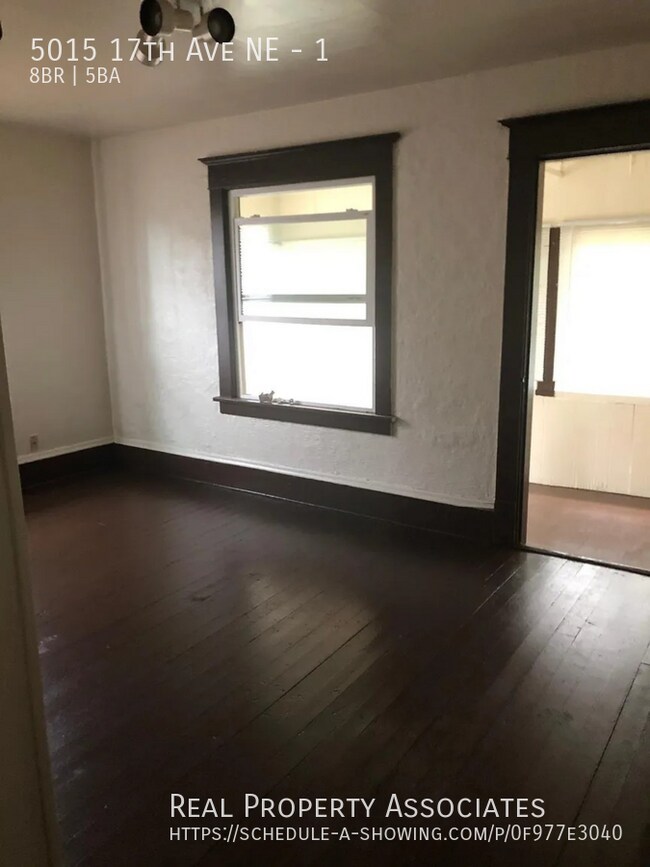 Foto del edificio - 5015 17th Ave NE