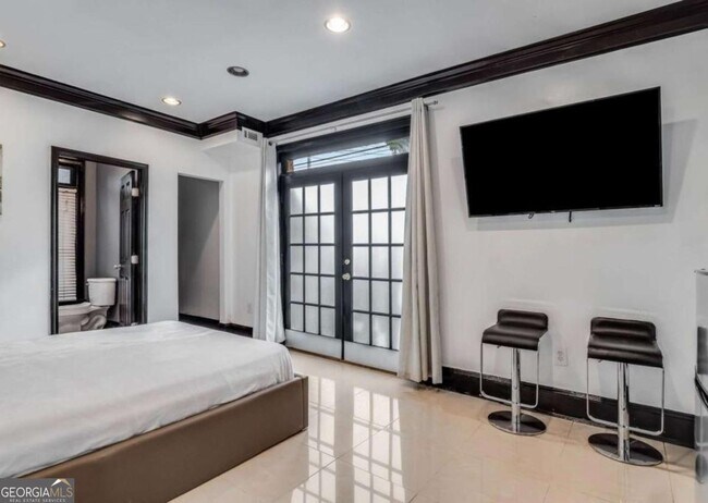 Foto del edificio - 2846 Piedmont Rd NE