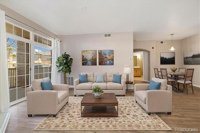 Building Photo - 3890 S Dayton St