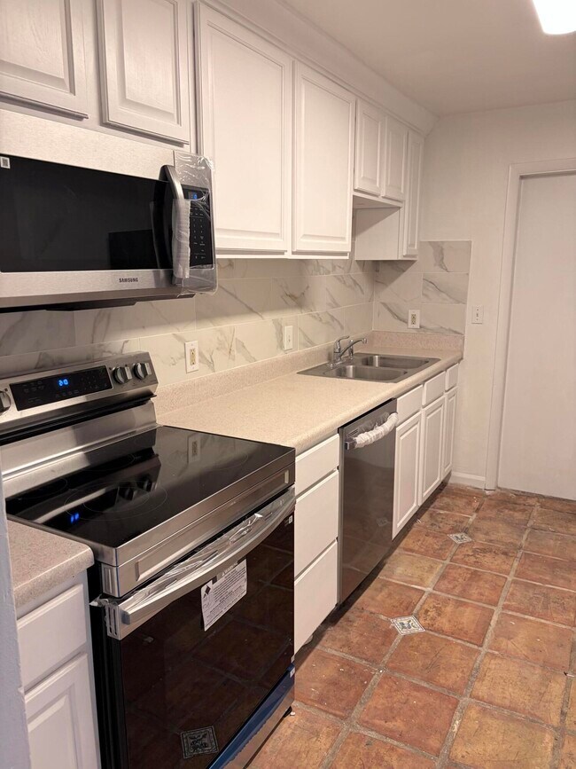 Foto del edificio - 213 SE 9th St