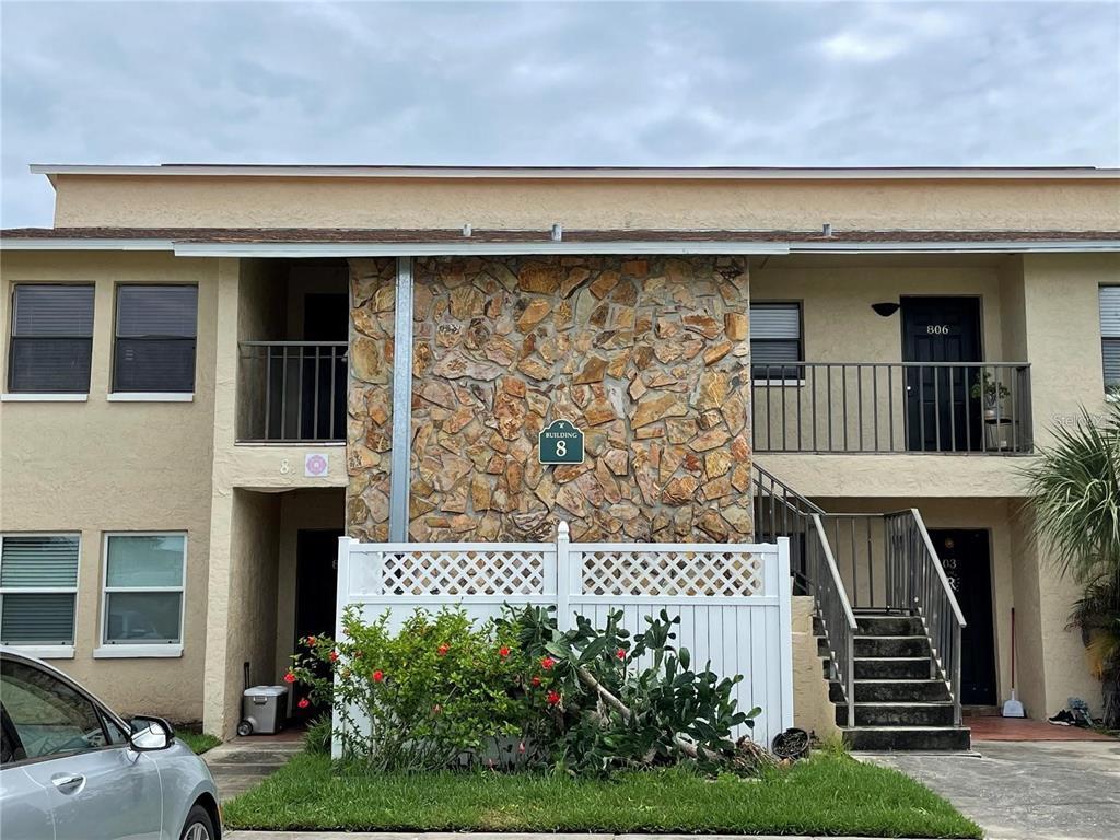 Foto principal - 6301 58th St N