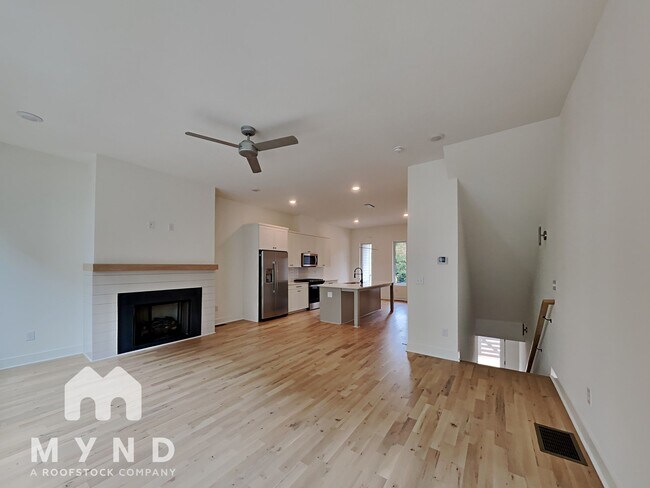 Foto del edificio - 1548 Millwood Pl