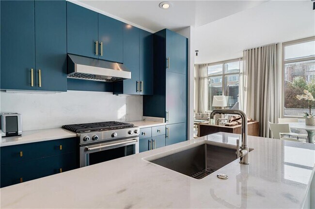 Foto del edificio - 905 Juniper St NE