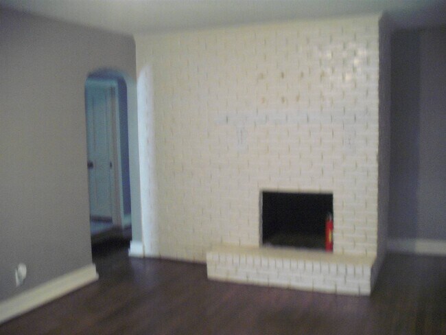 Foto del edificio - 206 Ivy Ave