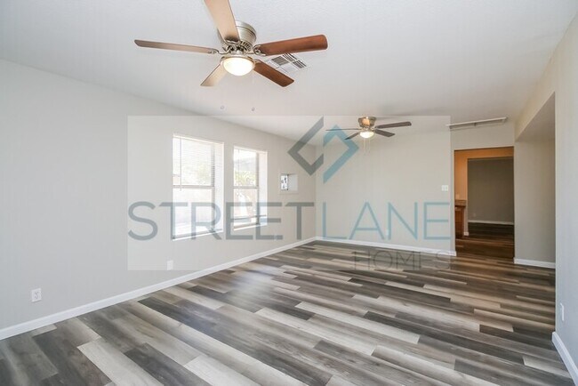 Building Photo - Charming 4 Bedroom in Chandler!