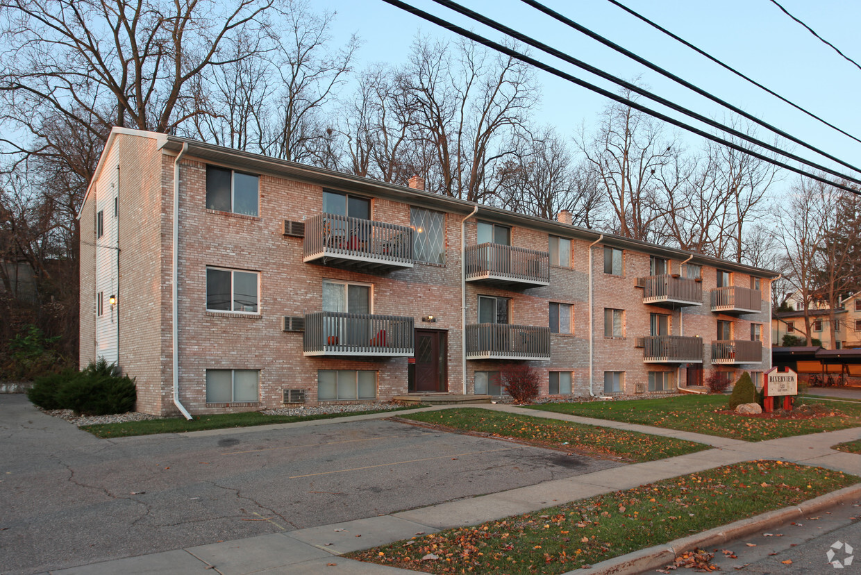 Primary Photo - Boardwalk Apartments