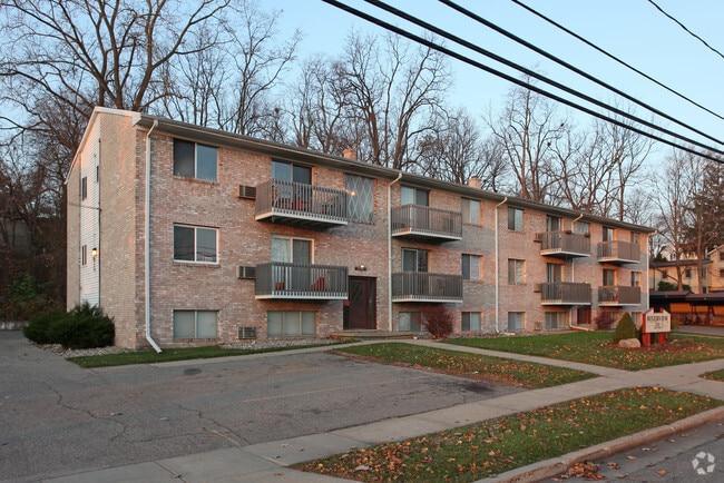 Building Photo - Boardwalk Apartments